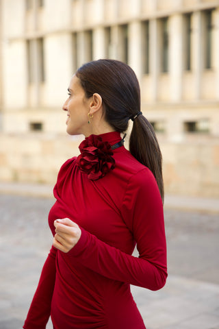 BURGUNDY FLOWER NECKLACE