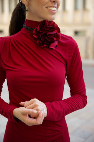 BURGUNDY FLOWER NECKLACE