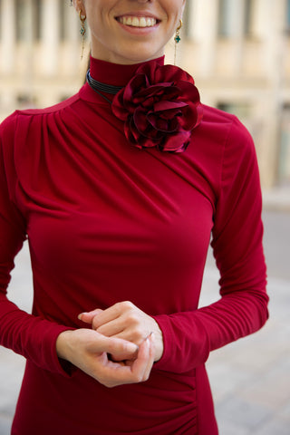 BURGUNDY FLOWER NECKLACE