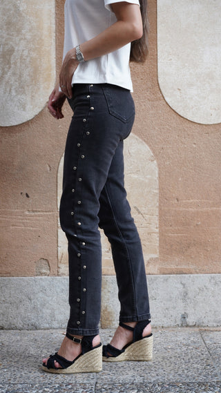 P79 STUDEED JEANS
